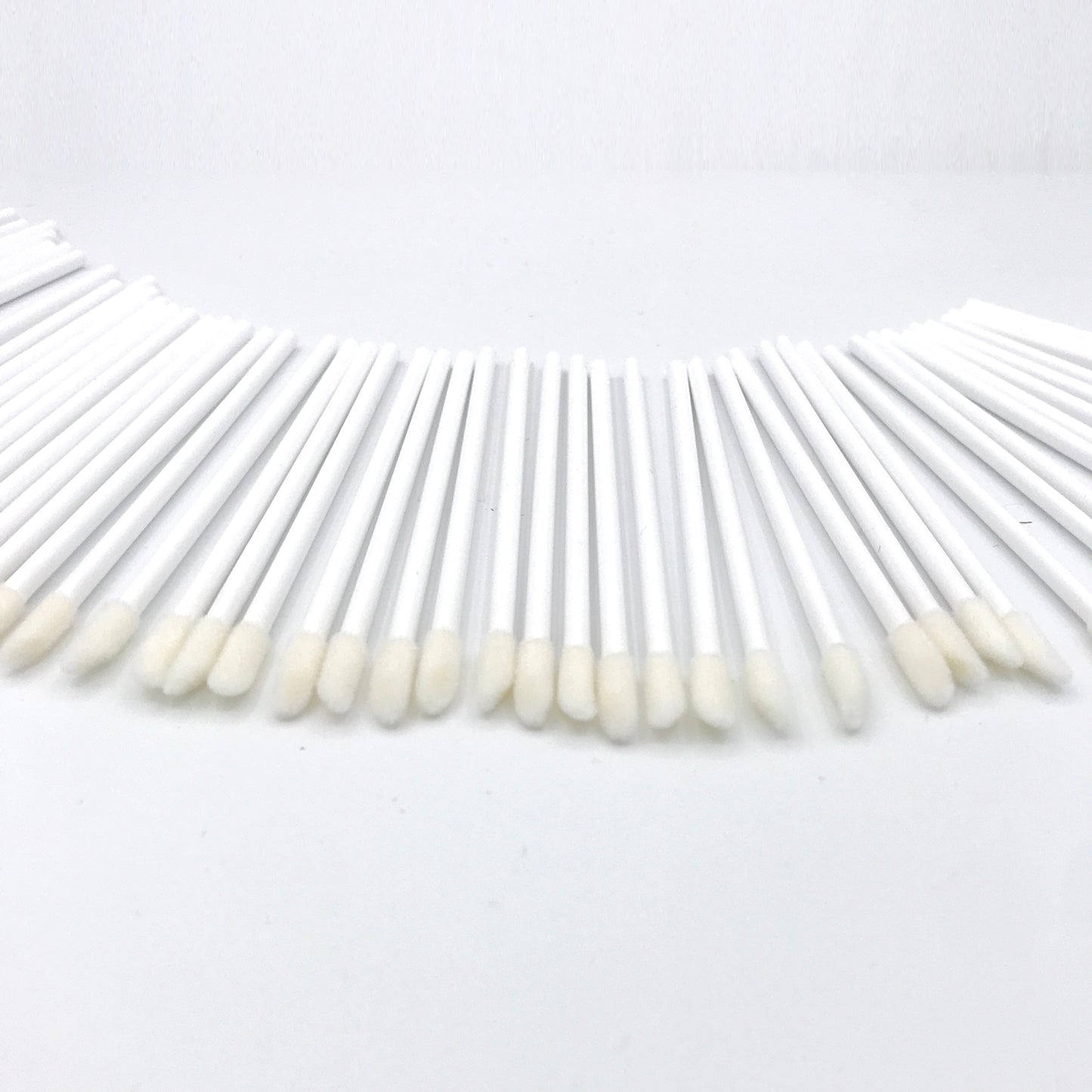 100 Stk. Einweg Applikator Lippenpinsel Perfekte Make-Up Tool